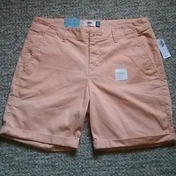 Old Navy Pants - 🆕 OLD NAVY Bermuda Shorts